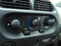 Controls of 2002 Nissan Frontier XE King Cab #27