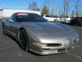 Front 3/4 View of 2000 Chevrolet Corvette Coupe #15