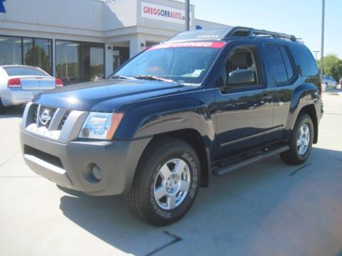 Midnight Blue Nissan Xterra X.  Click to enlarge.