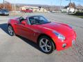 Front 3/4 View of 2007 Pontiac Solstice Roadster #4