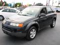 Front 3/4 View of 2002 Saturn VUE  #5