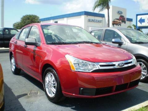 Sangria Red Metallic Ford Focus SE Sedan.  Click to enlarge.