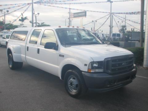 Oxford White Ford F350 Super Duty XLT Crew Cab Dually.  Click to enlarge.