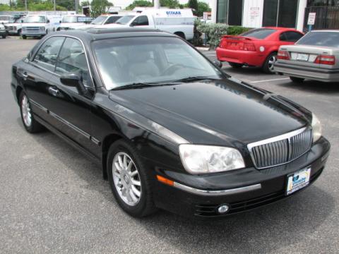 Black Obsidian Hyundai XG350 L Sedan.  Click to enlarge.