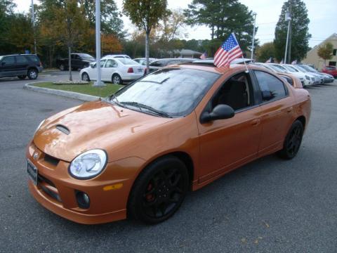 Orange Blast Pearlcoat Dodge Neon SRT-4.  Click to enlarge.