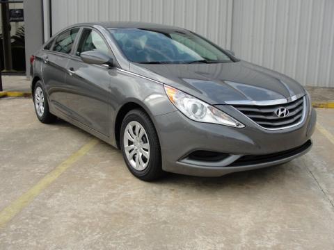 Harbor Gray Metallic Hyundai Sonata GLS.  Click to enlarge.