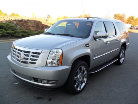 Silver Lining Metallic Cadillac Escalade ESV Luxury AWD.  Click to enlarge.