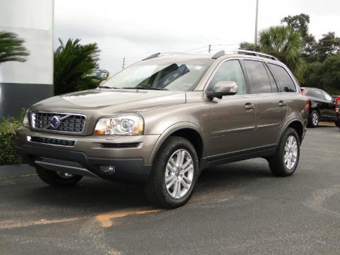 Oyster Grey Metallic Volvo XC90 3.2 AWD.  Click to enlarge.