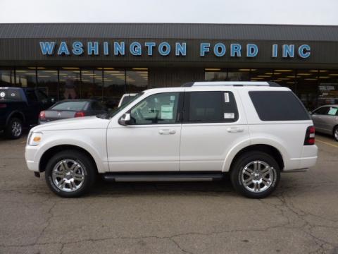 White Platinum Tri-Coat Ford Explorer Limited 4x4.  Click to enlarge.