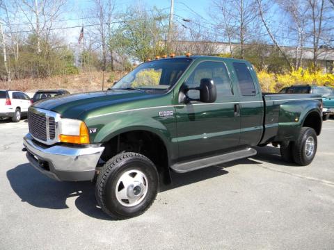 Woodland Green Metallic Ford F350 Super Duty XLT SuperCab 4x4.  Click to enlarge.