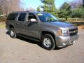 Front 3/4 View of 2007 Chevrolet Suburban 2500 LT 4x4 #1