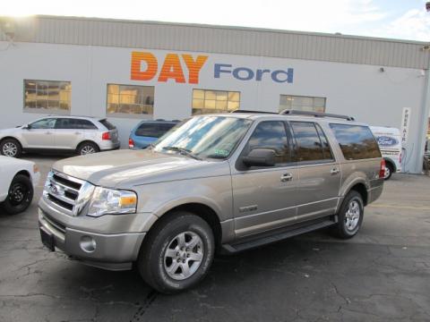 Vapor Silver Metallic Ford Expedition EL XLT 4x4.  Click to enlarge.
