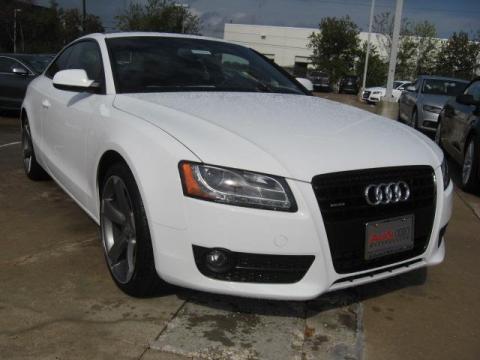 Audi A5 2011 Coupe. Ibis White 2011 Audi A5 2.0T