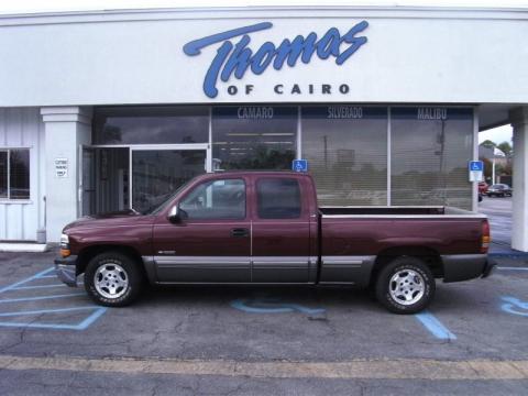 Dark Carmine Red Metallic Chevrolet Silverado 1500 LT Extended Cab.  Click to enlarge.