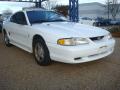 Front 3/4 View of 1995 Ford Mustang V6 Coupe #8