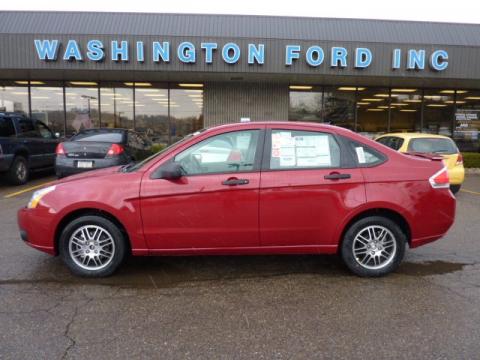 Sangria Red Metallic Ford Focus SE Sedan. Click to enlarge. Sangria Red Metallic Ford Focus SE Sedan. Click to enlarge.