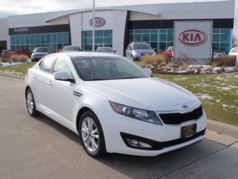 kia optima 2011 white. Snow White Pearl 2011 Kia