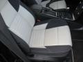  2010 Volvo V50 R Design Off Black/Créme Interior #21