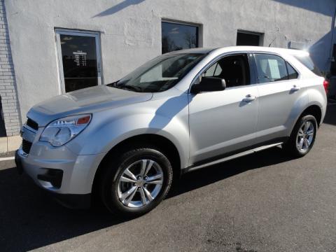 Silver Ice Metallic Chevrolet Equinox LS AWD.  Click to enlarge.