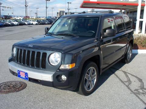 Steel Blue Metallic Jeep Patriot Limited 4x4.  Click to enlarge.