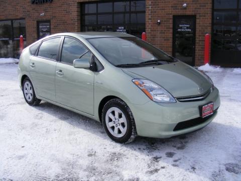 Silver Pine Mica Toyota Prius Hybrid.  Click to enlarge.