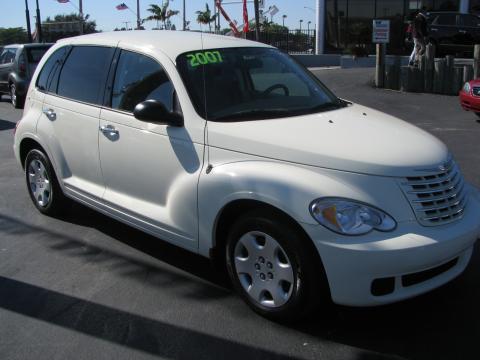 Cool Vanilla White Chrysler PT Cruiser Touring.  Click to enlarge.