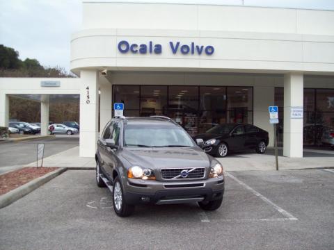 Oyster Grey Metallic Volvo XC90 3.2.  Click to enlarge.