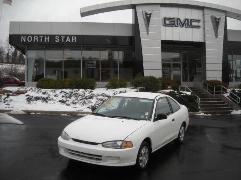 White Mitsubishi Mirage DE Coupe.  Click to enlarge.