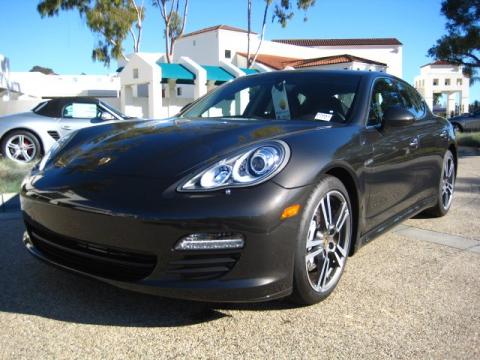 Carbon Grey Metallic Porsche Panamera S.  Click to enlarge.