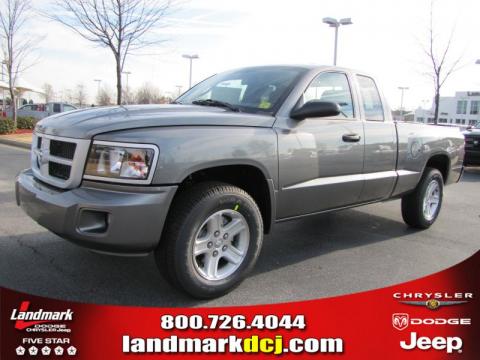 Mineral Gray Metallic Dodge Dakota Big Horn Extended Cab. Click to enlarge. Mineral Gray Metallic Dodge Dakota Big Horn Extended Cab. Click to enlarge.