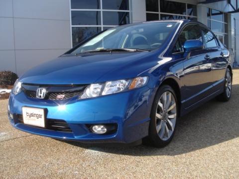 Dyno Blue Pearl Honda Civic Si Sedan.  Click to enlarge.