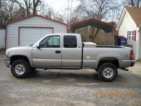 Light Pewter Metallic Chevrolet Silverado 2500 LS Extended Cab 4x4.  Click to enlarge.