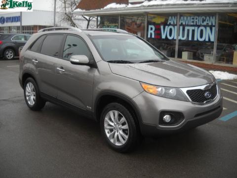 Titanium Silver Kia Sorento EX V6 AWD. Click to enlarge. Titanium Silver Kia Sorento EX V6 AWD. Click to enlarge.