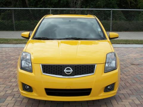 Solar Yellow Nissan Sentra SE-R Spec V.  Click to enlarge.