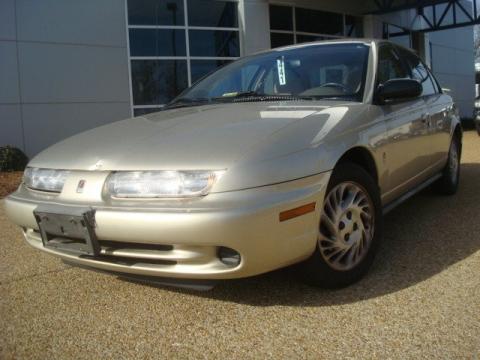 Gold Metallic Saturn S Series SL2 Sedan.  Click to enlarge.