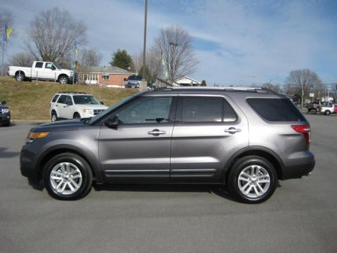 Ford Explorer 2011 Black. 2011 Ford Explorer XLT 4WD