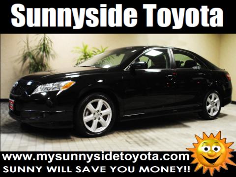 Black Toyota Camry SE V6.  Click to enlarge.