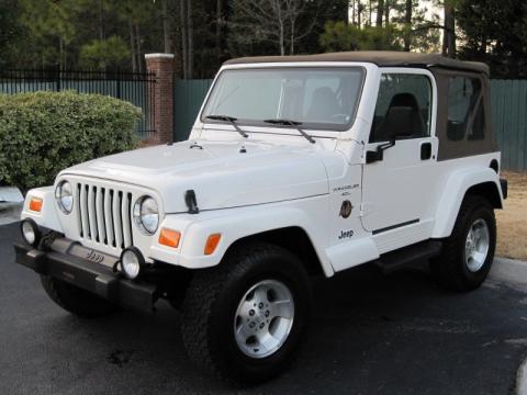 Stone White Jeep Wrangler Sahara 4x4.  Click to enlarge.