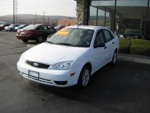 Cloud 9 White Ford Focus ZX4 SE Sedan.  Click to enlarge.