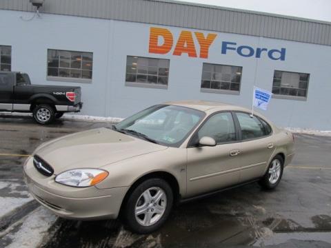 Ford Taurus 2000 Gold. Harvest Gold Metallic 2000 Ford Taurus SEL with Medium Parchment interior Harvest Gold Metallic Ford Taurus SEL. Click to enlarge.