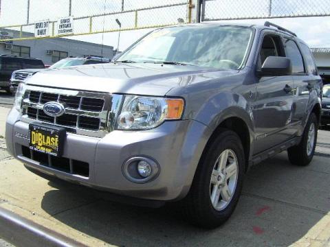 Tungsten Grey Metallic Ford Escape Hybrid 4WD.  Click to enlarge.