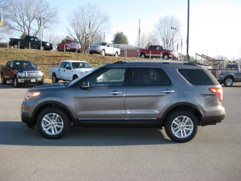 Sterling Grey Metallic Ford Explorer XLT 4WD.  Click to enlarge.