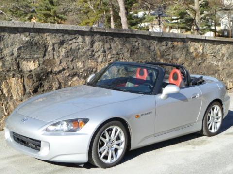 Sebring Silver Metallic Honda S2000 Roadster.  Click to enlarge.