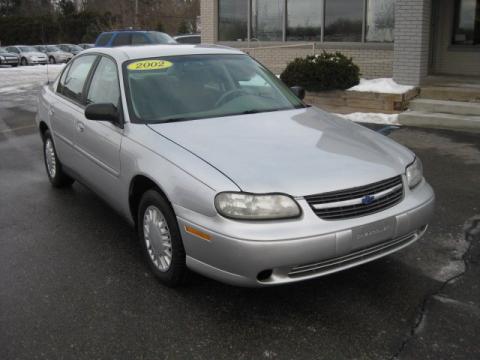 Galaxy Silver Metallic Chevrolet Malibu Sedan.  Click to enlarge.