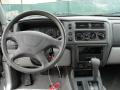 Dashboard of 2000 Mitsubishi Montero Sport ES #28