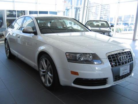 New Audi S6 2011. Ibis White 2011 Audi S6 5.2