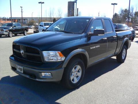 Hunter Green Pearl Dodge Ram 1500 SLT Outdoorsman Quad Cab 4x4.  Click to enlarge.