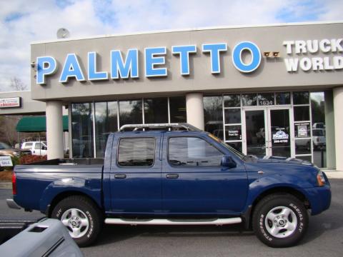Just Blue Metallic Nissan Frontier SE V6 Crew Cab.  Click to enlarge.