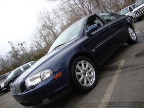 Midnight Blue Volvo S80 T6.  Click to enlarge.