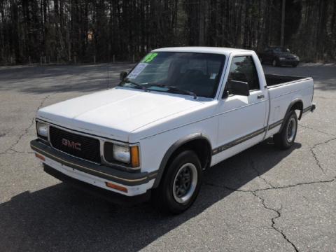 White GMC Sonoma SLE Regular Cab.  Click to enlarge.